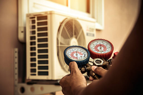 Professional Hvac Installation technician working in Midway, UT